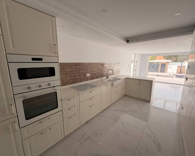 3 makuuhuone Huvila myytävänä paikassa La Siesta mukana uima-altaan - 470 000 € (Ref: 10024642)