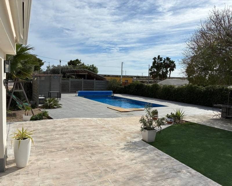 5 sovrum Villa till salu i Crevillente / Crevillent - 449 000 € (Ref: 10024723)