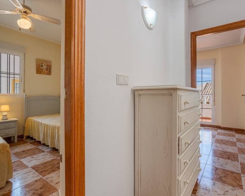 2 chambre Villa/Maison Semi-Mitoyenne à vendre à Orihuela Costa avec piscine - 239 000 € (Ref: 10024724)