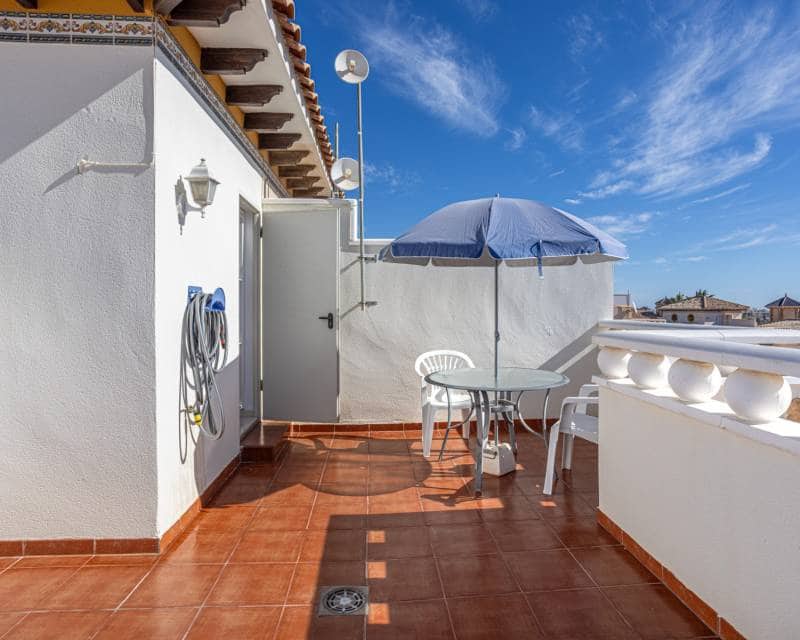 2 chambre Villa/Maison Semi-Mitoyenne à vendre à Orihuela Costa avec piscine - 239 000 € (Ref: 10024724)