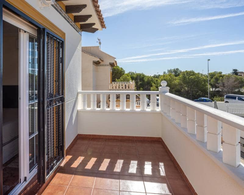 2 chambre Villa/Maison Semi-Mitoyenne à vendre à Orihuela Costa avec piscine - 239 000 € (Ref: 10024724)