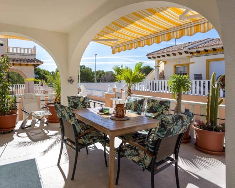 2 chambre Villa/Maison Semi-Mitoyenne à vendre à Orihuela Costa avec piscine - 239 000 € (Ref: 10024724)