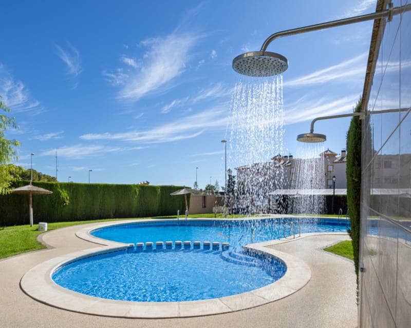 2 chambre Villa/Maison Semi-Mitoyenne à vendre à Orihuela Costa avec piscine - 239 000 € (Ref: 10024724)