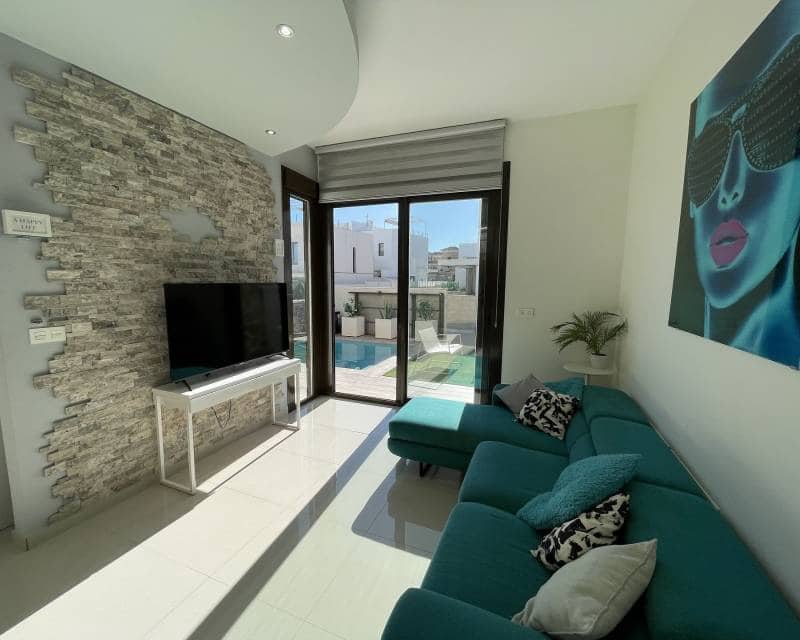 2 Zimmer Haus zu verkaufen in Villamartin - 284.000 € (Ref: 10024725)