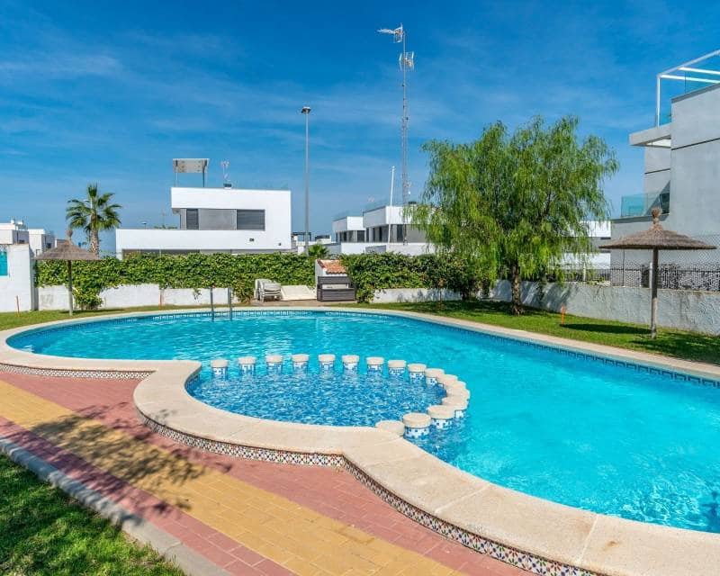 2 Zimmer Haus zu verkaufen in Villamartin - 284.000 € (Ref: 10024725)