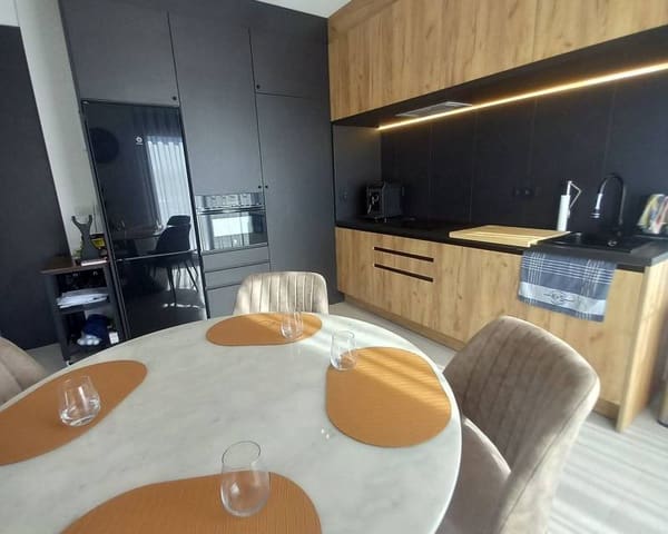 Apartamento de 2 habitaciones en San Miguel de Salinas en venta con piscina - 299.000 € (Ref: 10024729)