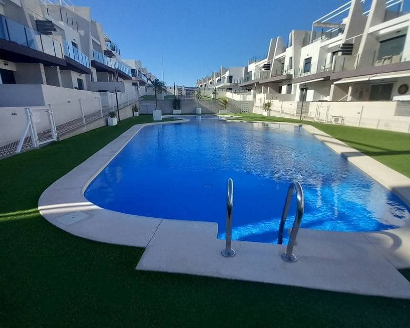 2 Zimmer Apartment zu verkaufen in San Miguel de Salinas mit Pool - 299.000 € (Ref: 10024729)