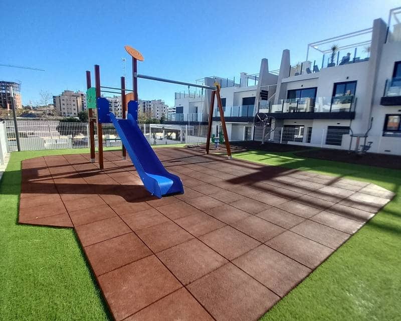 2 Zimmer Apartment zu verkaufen in San Miguel de Salinas mit Pool - 299.000 € (Ref: 10024729)