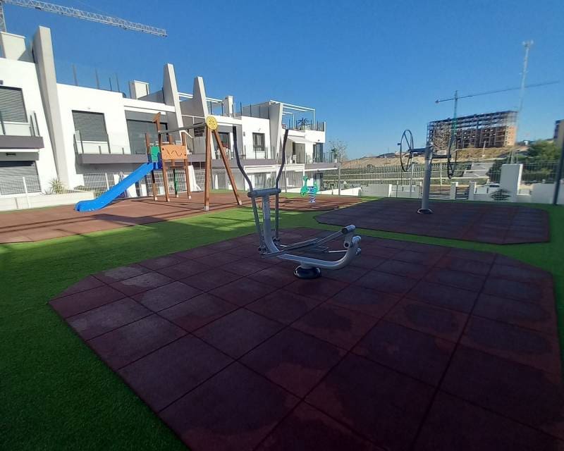2 Zimmer Apartment zu verkaufen in San Miguel de Salinas mit Pool - 299.000 € (Ref: 10024729)