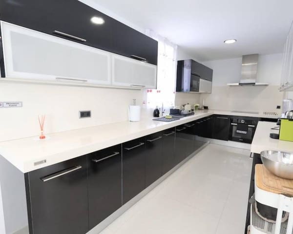 4 bedroom Villa for sale in Lomas de Cabo Roig - Los Dolses, Orihuela with pool - € 990,000 (Ref: 10024730)