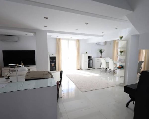 4 bedroom Villa for sale in Lomas de Cabo Roig - Los Dolses, Orihuela with pool - € 990,000 (Ref: 10024730)