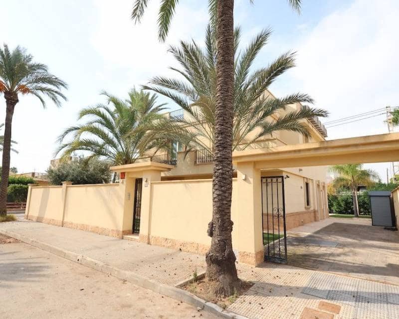 4 bedroom Villa for sale in Orihuela Costa with pool - € 990,000 (Ref: 10024730)
