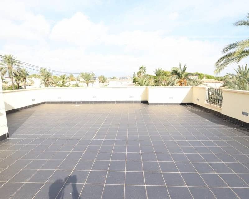 4 bedroom Villa for sale in Orihuela Costa with pool - € 990,000 (Ref: 10024730)