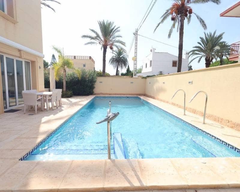 4 bedroom Villa for sale in Orihuela Costa with pool - € 990,000 (Ref: 10024730)
