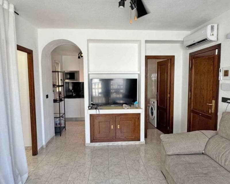 3 slaapkamer Appartement te koop in La Mata met zwembad - € 269.000 (Ref: 10024922)
