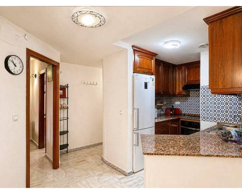 Apartamento de 3 habitaciones en Torrevieja en venta con piscina - 255.000 € (Ref: 10024924)