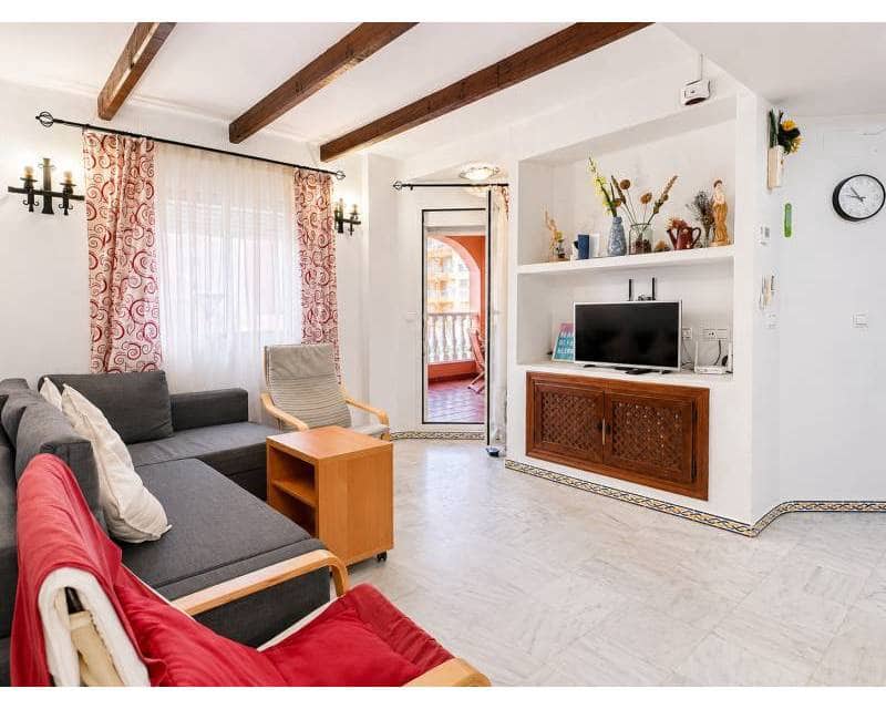 Apartamento de 3 habitaciones en Torrevieja en venta con piscina - 255.000 € (Ref: 10024924)