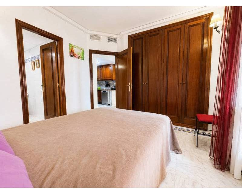 Apartamento de 3 habitaciones en Torrevieja en venta con piscina - 255.000 € (Ref: 10024924)