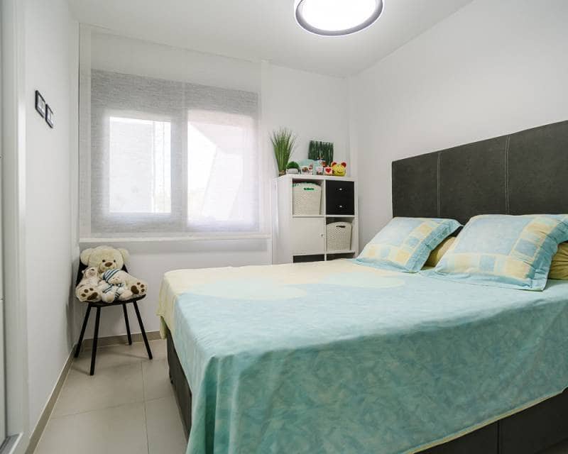 2 makuuhuone Huoneisto myytävänä paikassa Pilar de la Horadada mukana uima-altaan - 299 950 € (Ref: 10026011)