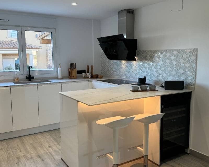 4 chambre Villa/Maison à vendre à Alfaz del Pi / L'Alfas del Pi avec piscine garage - 1 195 000 € (Ref: 10026012)