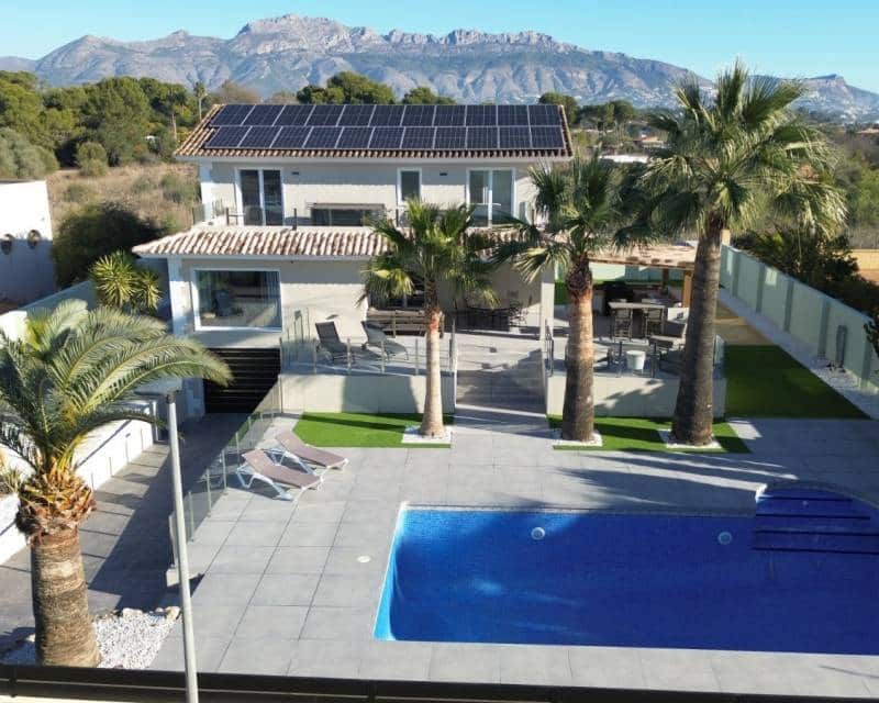 4 chambre Villa/Maison à vendre à Alfaz del Pi / L'Alfas del Pi avec piscine garage - 1 195 000 € (Ref: 10026012)