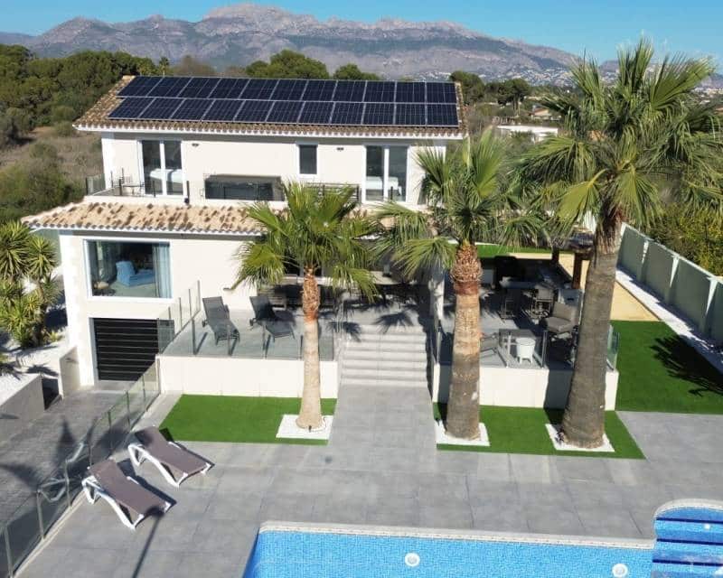 4 chambre Villa/Maison à vendre à Alfaz del Pi / L'Alfas del Pi avec piscine garage - 1 195 000 € (Ref: 10026012)