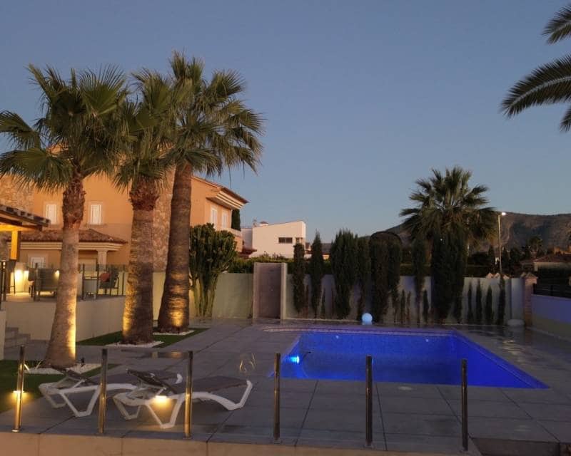 4 chambre Villa/Maison à vendre à Alfaz del Pi / L'Alfas del Pi avec piscine garage - 1 195 000 € (Ref: 10026012)