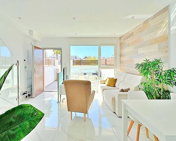 3 slaapkamer Rijtjeshuis te koop in Los Balcones met zwembad - € 326.000 (Ref: 10026013)