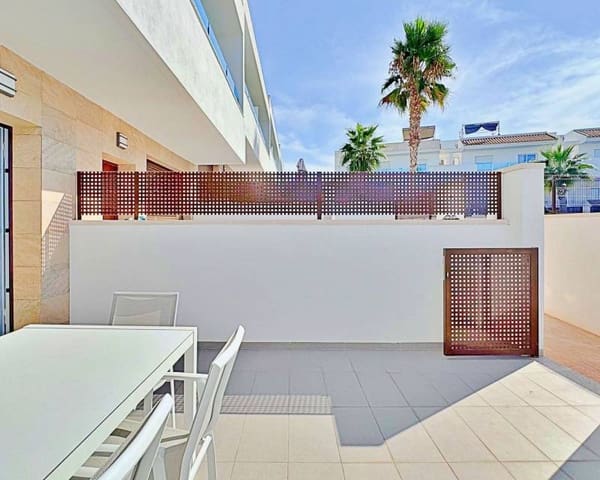 3 slaapkamer Rijtjeshuis te koop in Los Balcones met zwembad - € 326.000 (Ref: 10026013)