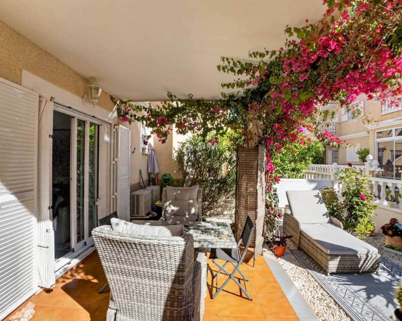 1 bedroom Townhouse for sale in Orihuela Costa with pool - € 155,000 (Ref: 10026210)