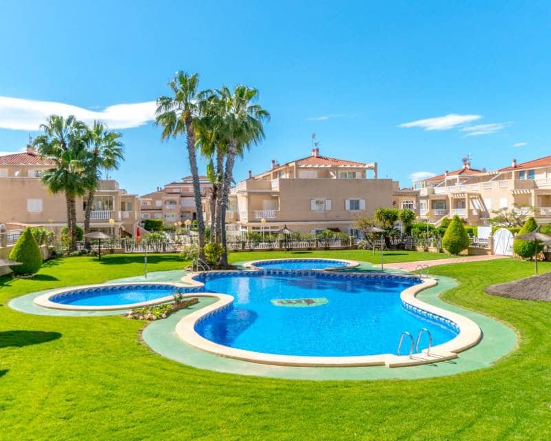 1 bedroom Townhouse for sale in Orihuela Costa with pool - € 155,000 (Ref: 10026210)