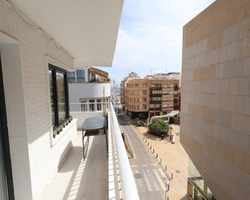 3 slaapkamer Penthouse te koop in Torrevieja - € 349.000 (Ref: 10026211)