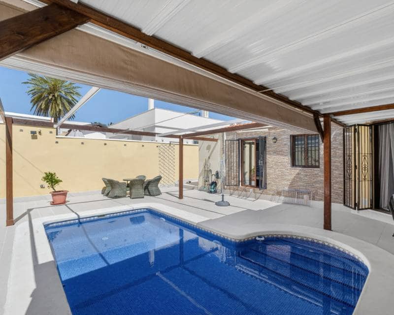 3 chambre Villa/Maison à vendre à Aguas Nuevas avec piscine - 496 000 € (Ref: 10026213)