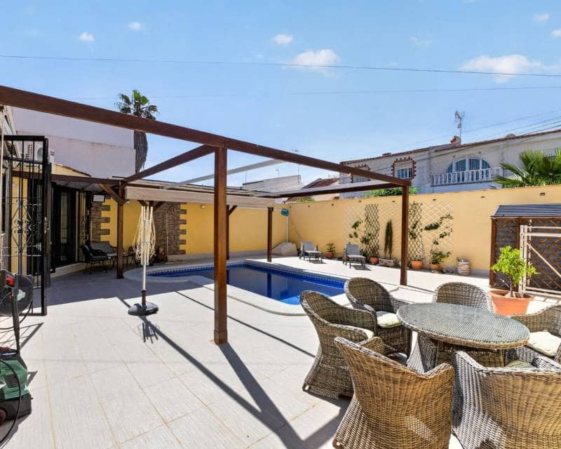3 chambre Villa/Maison à vendre à Aguas Nuevas avec piscine - 496 000 € (Ref: 10026213)