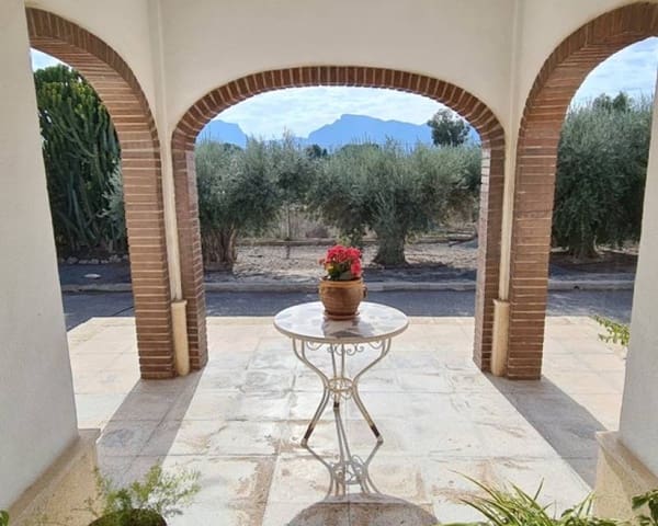 Chalet de 3 habitaciones en La Matanza, Orihuela en venta - 1.150.000 € (Ref: 10026214)