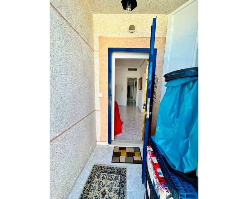 3 soveværelse Villa til salg i Torrevieja med swimmingpool - € 360.000 (Ref: 10026306)