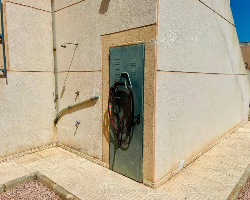 3 soveværelse Villa til salg i Torrevieja med swimmingpool - € 360.000 (Ref: 10026306)