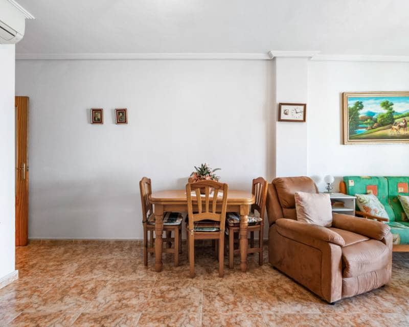 3 bedroom Penthouse for sale in Torrevieja with garage - € 229,000 (Ref: 10026307)