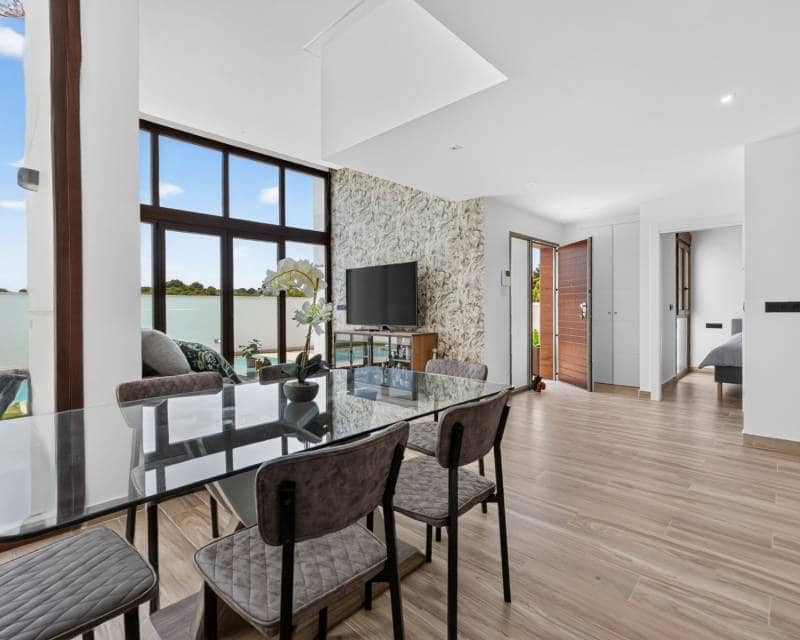 3 quarto Moradia para venda em Los Balcones com piscina - 495 000 € (Ref: 10026309)
