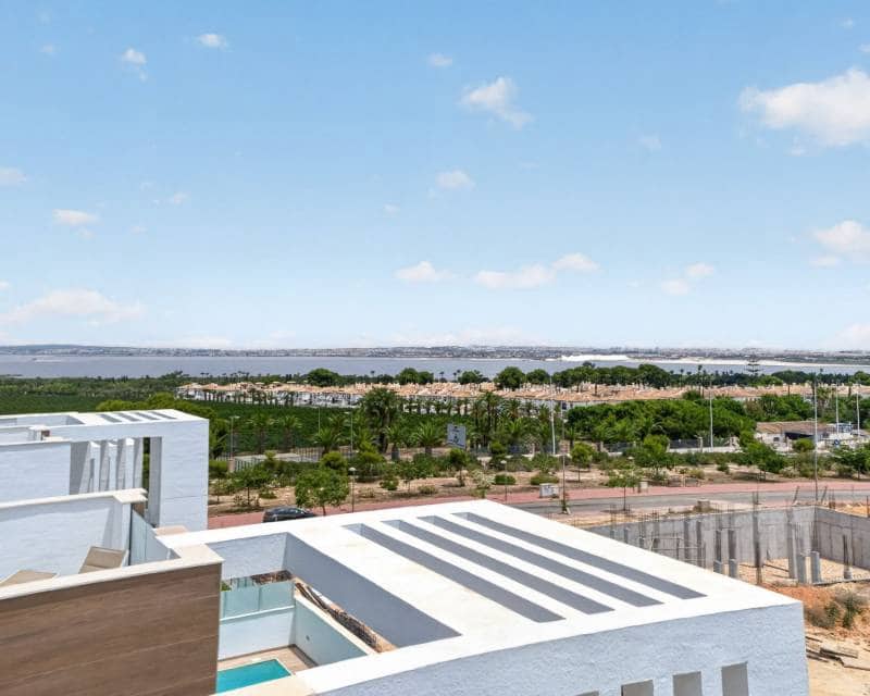 3 quarto Moradia para venda em Los Balcones com piscina - 495 000 € (Ref: 10026309)