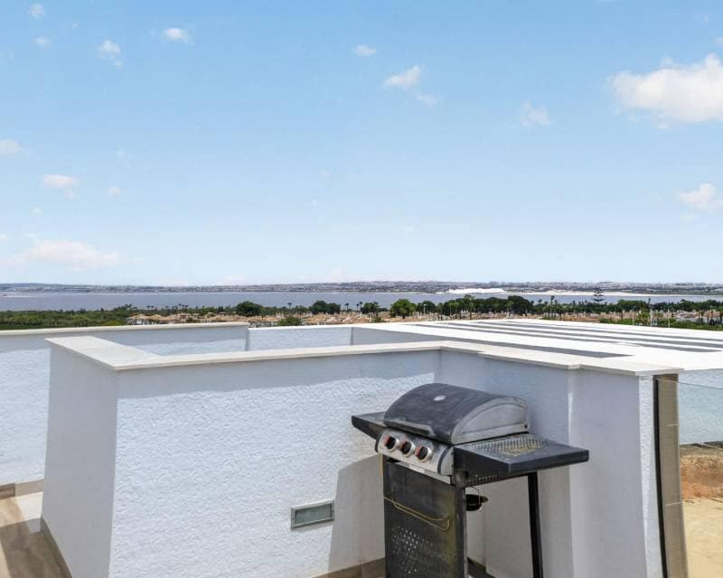3 quarto Moradia para venda em Los Balcones com piscina - 495 000 € (Ref: 10026309)