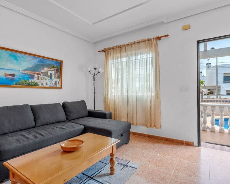 3 bedroom Villa for sale in San Miguel de Salinas with pool - € 229,000 (Ref: 10029624)