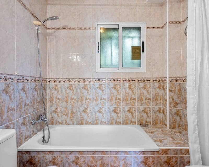 3 bedroom Villa for sale in San Miguel de Salinas with pool - € 229,000 (Ref: 10029624)