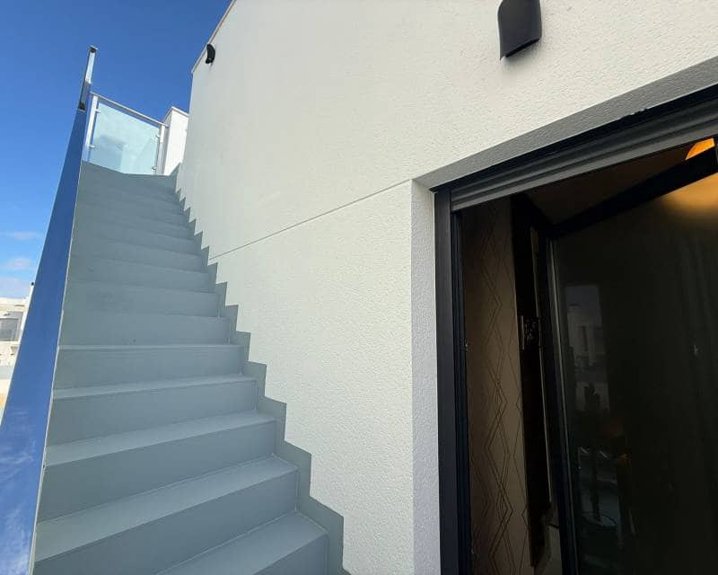 3 makuuhuone Huvila myytävänä paikassa Orihuela Costa mukana uima-altaan - 585 000 € (Ref: 10029701)