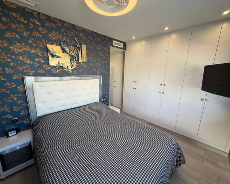 3 makuuhuone Huvila myytävänä paikassa Orihuela Costa mukana uima-altaan - 585 000 € (Ref: 10029701)