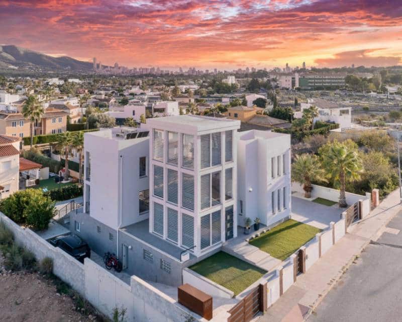 7 sovrum Villa till salu i Alfaz del Pi / L'Alfas del Pi med pool - 1 290 000 € (Ref: 10029702)