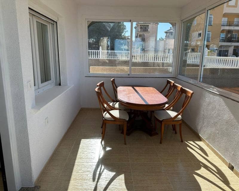 4 sovrum Villa till salu i Torrevieja med pool - 470 000 € (Ref: 10030924)