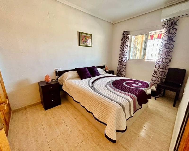 1 Zimmer Apartment zu verkaufen in Torrevieja mit Pool - 198.000 € (Ref: 10031035)