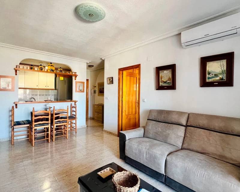 1 Zimmer Apartment zu verkaufen in Torrevieja mit Pool - 198.000 € (Ref: 10031035)