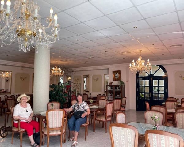 1 quarto Comercial para venda em El Moncayo, Guardamar del Segura - 405 000 € (Ref: 10031038)